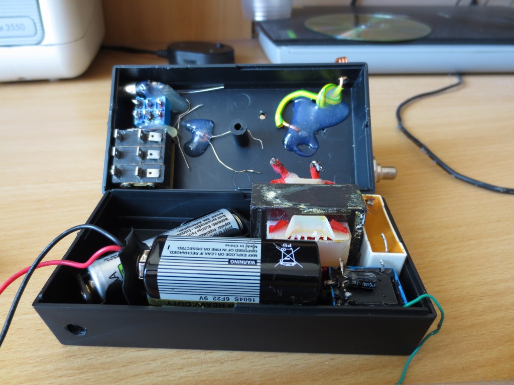 Semiconductor free Geiger counter, Prototyping
